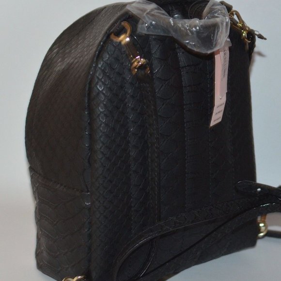 SOLD!!!! BLACK/WHITE PYTHON MINI CITY BACKPACK SNAKE SKIN. - Picture 7 of 10